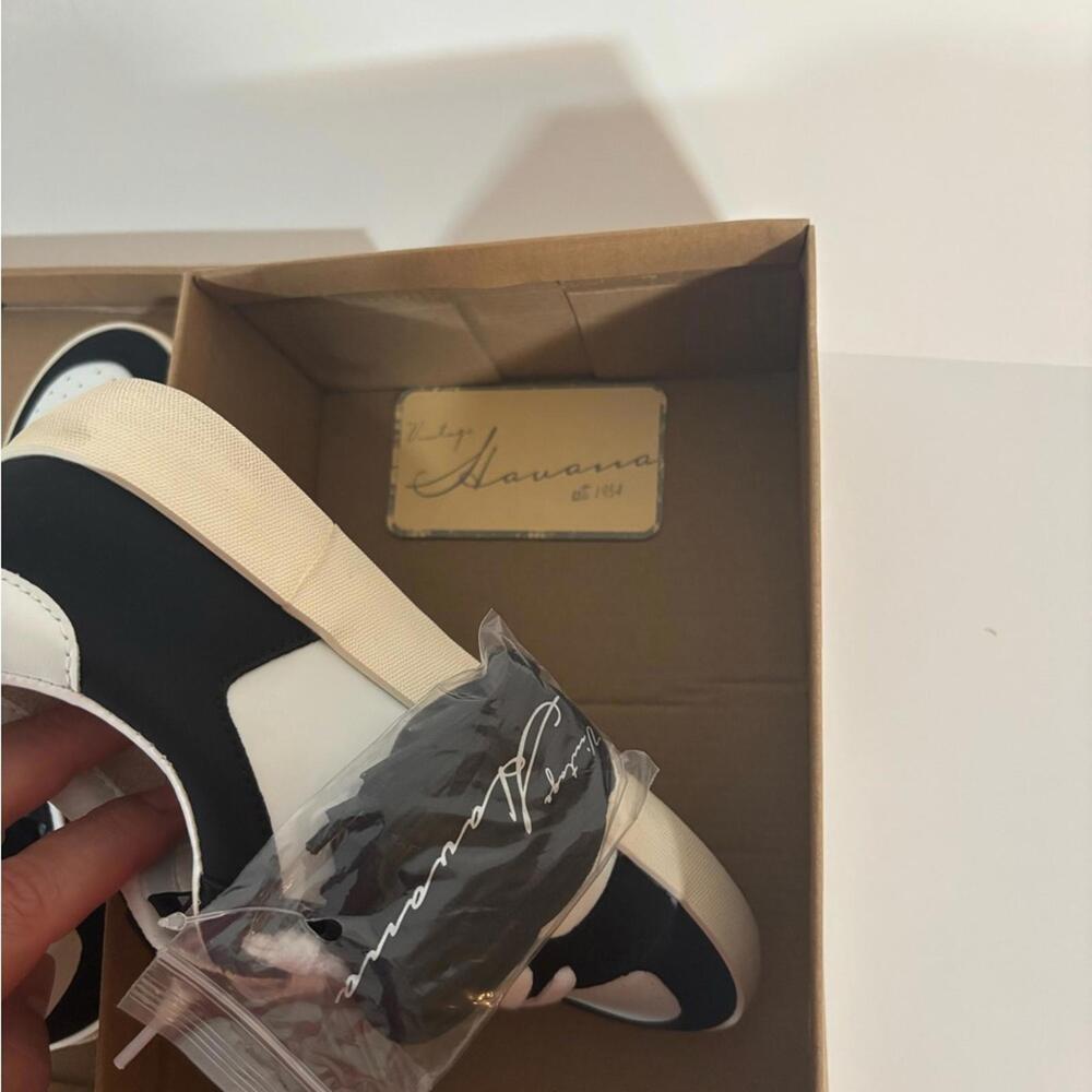 Vintage Havana Gala Sneakers White Black Multi Star Design Size 8 Women’s - Picture 9 of 11